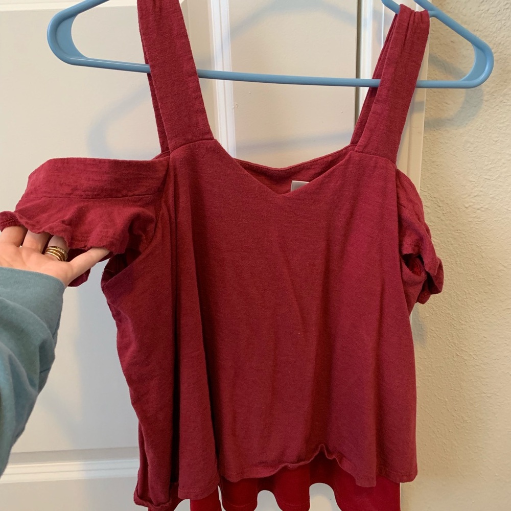 Cold shoulder shirt